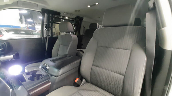 Used 2016 GMC YUKON XL - Image 2